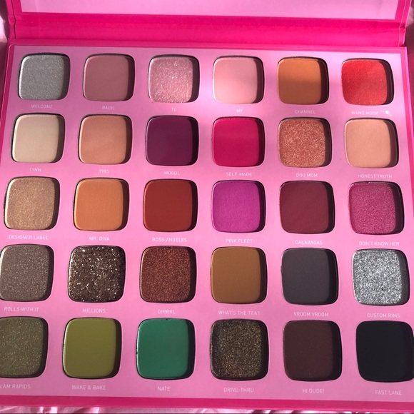 The Jeffree Star Artistry Palette - Picture 3 of 4